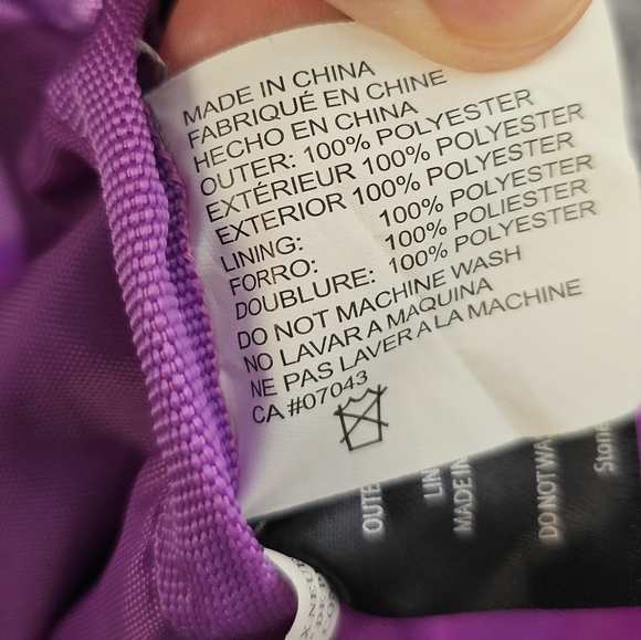 Rare Earth grey with pink interior nylon duffle bag - Picture 13 of 13